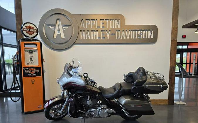 2015 Harley-Davidson® FLHTKSE - CVO™ Limited