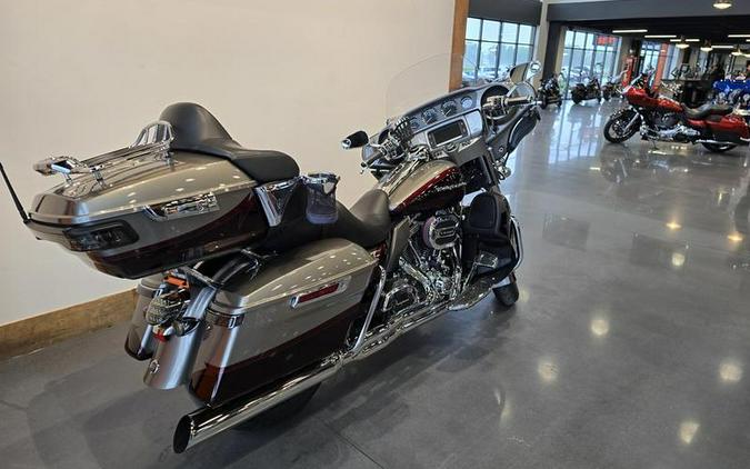 2015 Harley-Davidson® FLHTKSE - CVO™ Limited