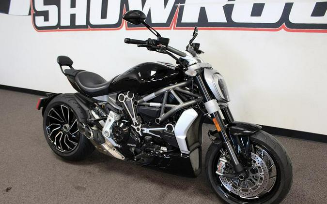 2016 Ducati XDiavel S Thrilling Black