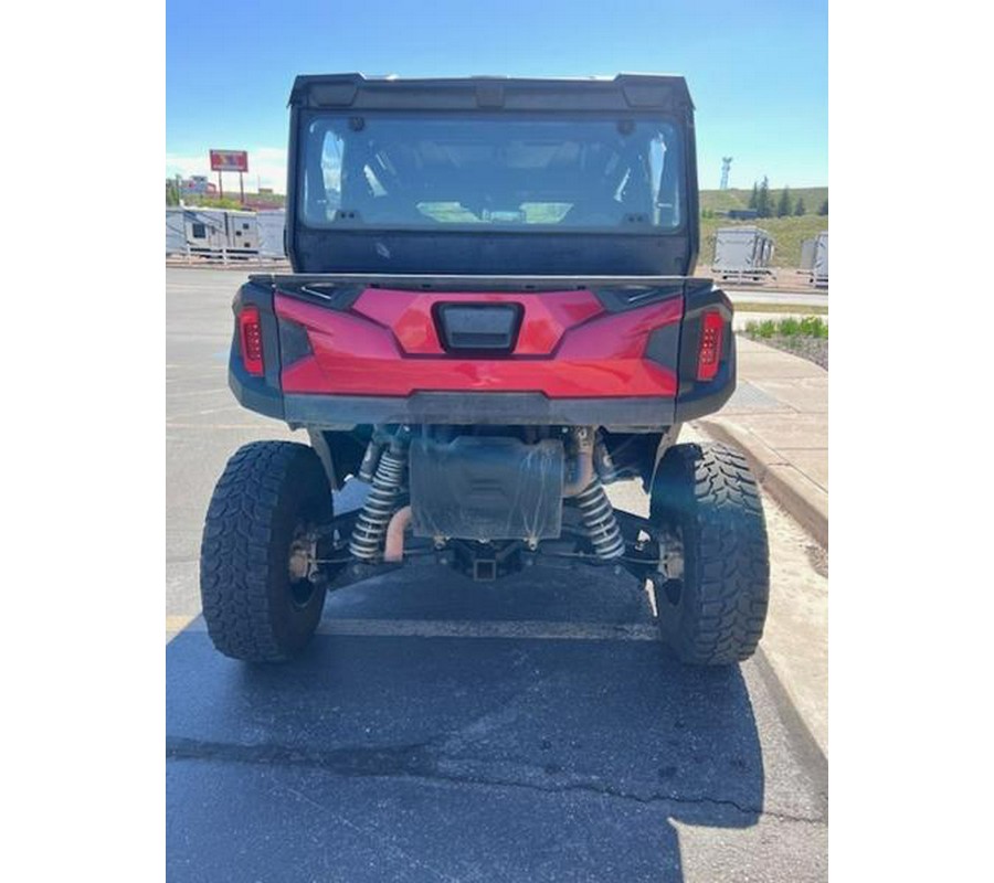 2020 Polaris® POLARIS GENERAL 4 1000 DELUXE SUNSET RED 1000 Deluxe