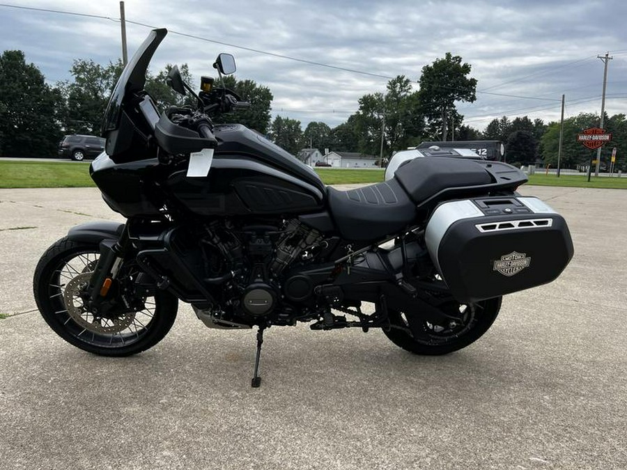 2021 Harley-Davidson® RA1250S - Pan America™ 1250 Special