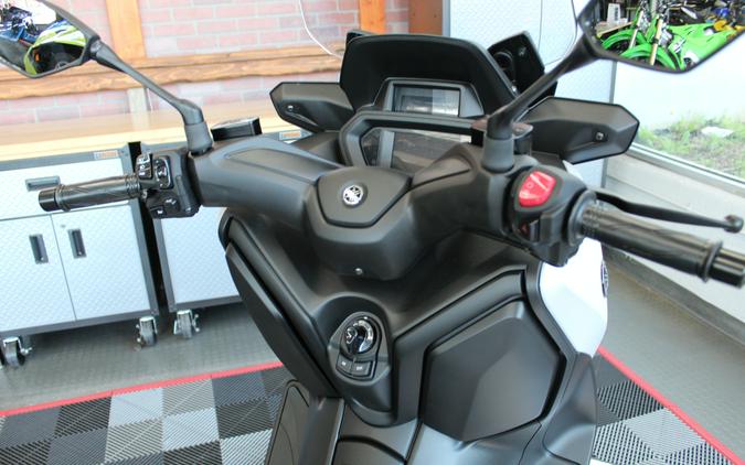 2024 Yamaha XMAX™ Base