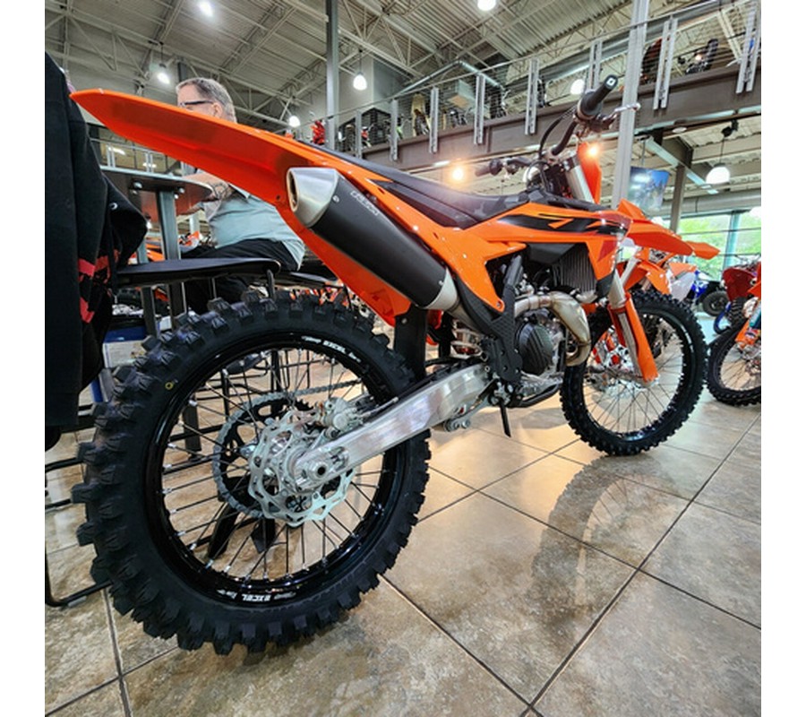 2025 KTM SX 450 F