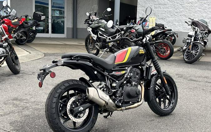 2026 Royal Enfield Guerrilla 450 Playa Black