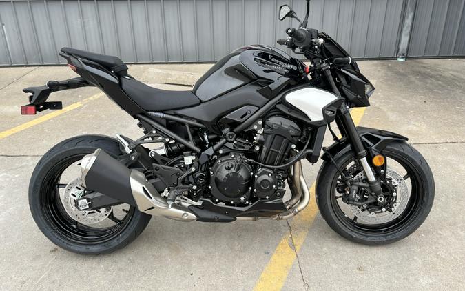 2025 Kawasaki Z900 ABS