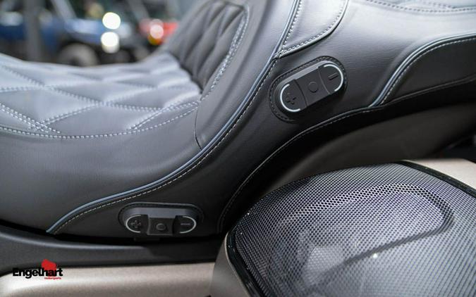 2025 Indian Motorcycle Roadmaster® PowerPlus Dark Horse® with 112 and PowerBand Audio Package