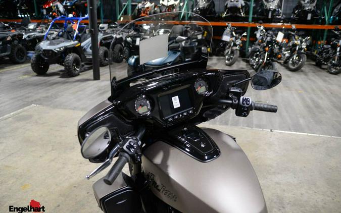 2025 Indian Motorcycle Roadmaster® PowerPlus Dark Horse® with 112 and PowerBand Audio Package