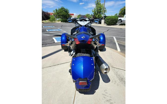 2010 SPYDER RS SM5 - Can-Am