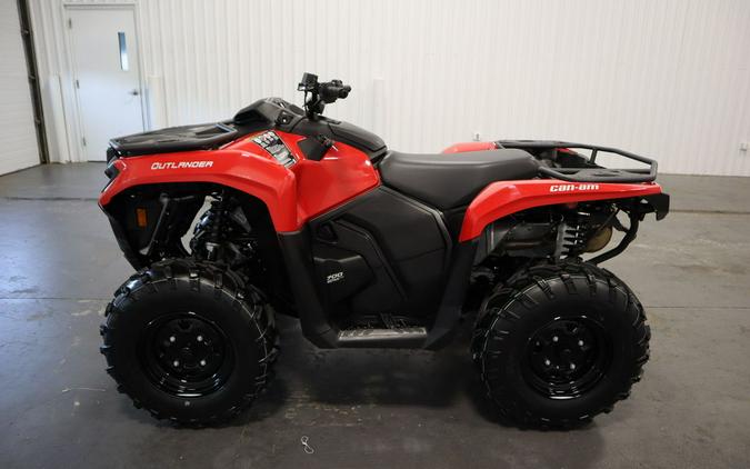 2024 Can-Am® Outlander DPS 700