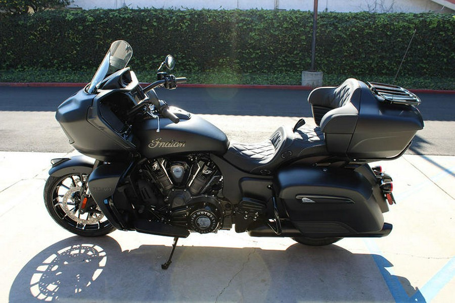 2024 Indian Motorcycle® Pursuit® Dark Horse® Black Smoke