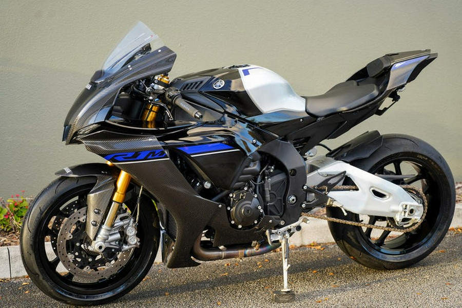 2024 Yamaha YZF-R1M