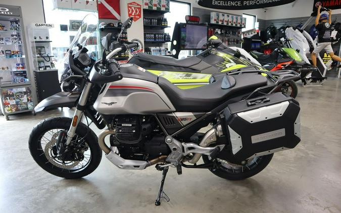 2023 Moto Guzzi V85 TT Travel