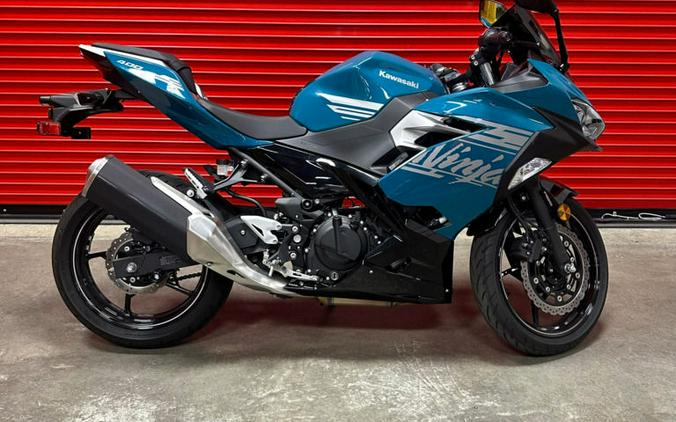 2021 Kawasaki Ninja® 400 ABS Pearl Nightshade Teal/Metallic Spark Black