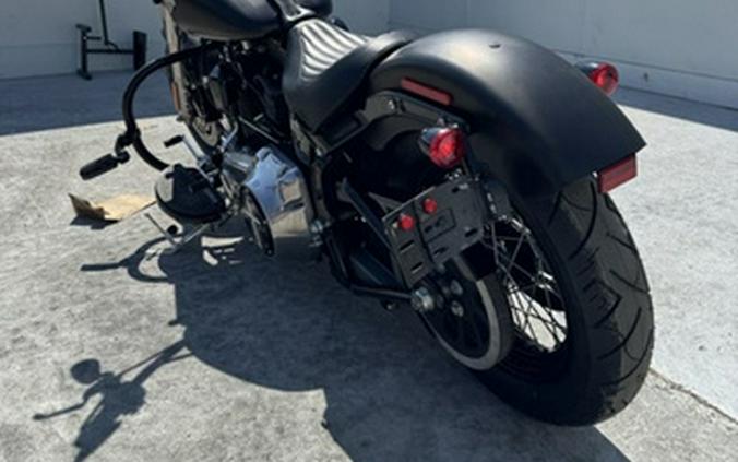 2013 Harley-Davidson FLS - Softail Slim