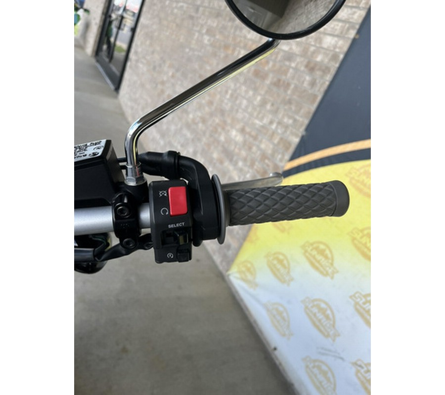 2017 Yamaha SCR 950