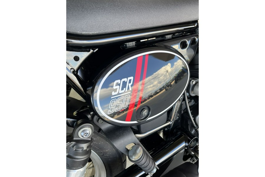 2017 Yamaha SCR950