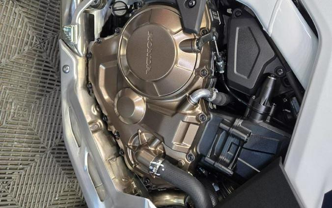 2026 HONDA AFRICA TWIN ADVENTURE SPORTS ES