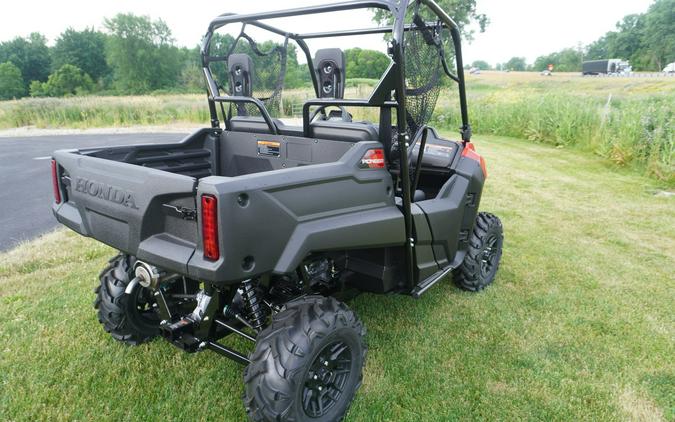 2025 Honda PIONEER 700 DELUXE