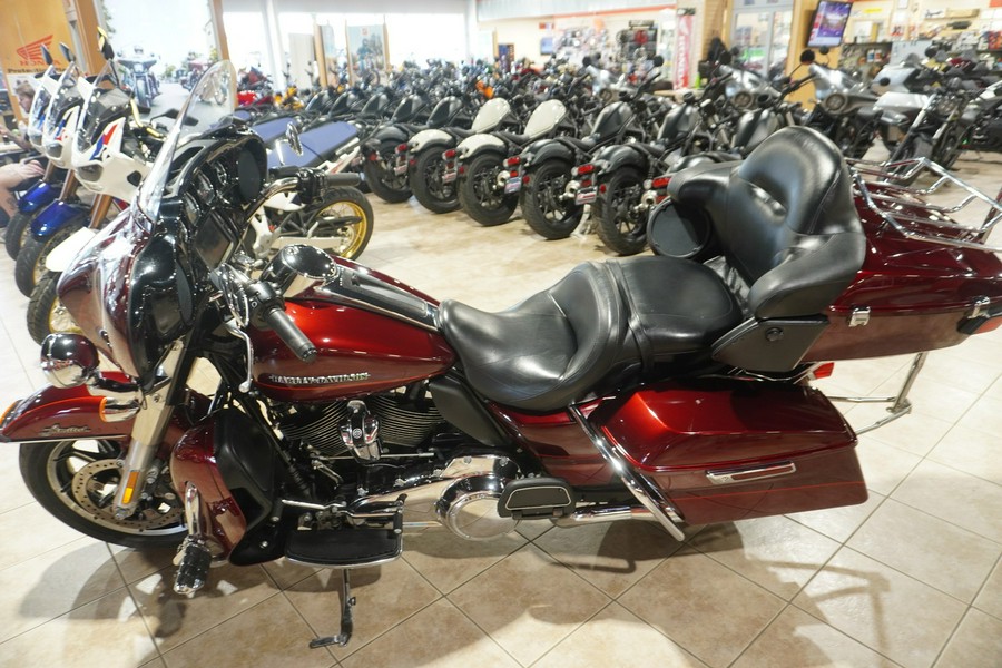 2017 Harley-Davidson® ELECTRA GLIDE ULTRA