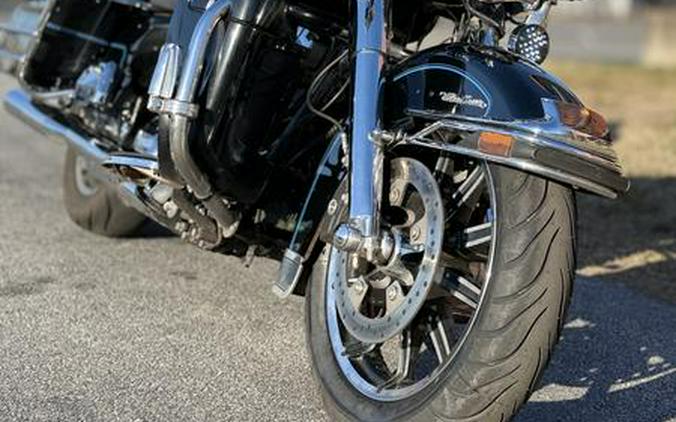 2009 Harley-Davidson® FLHTCU - Ultra Classic® Electra Glide®