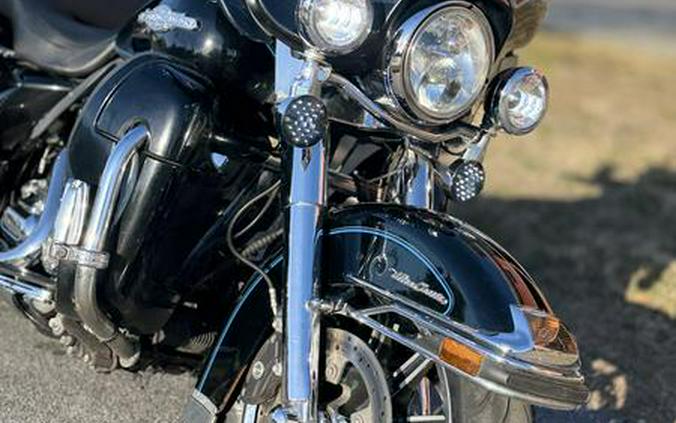 2009 Harley-Davidson® FLHTCU - Ultra Classic® Electra Glide®