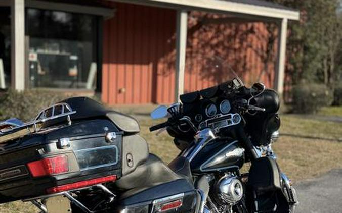 2009 Harley-Davidson® FLHTCU - Ultra Classic® Electra Glide®