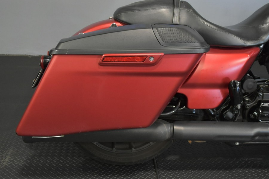 2019 Harley-Davidson Street Glide Special Wicked Red Denim