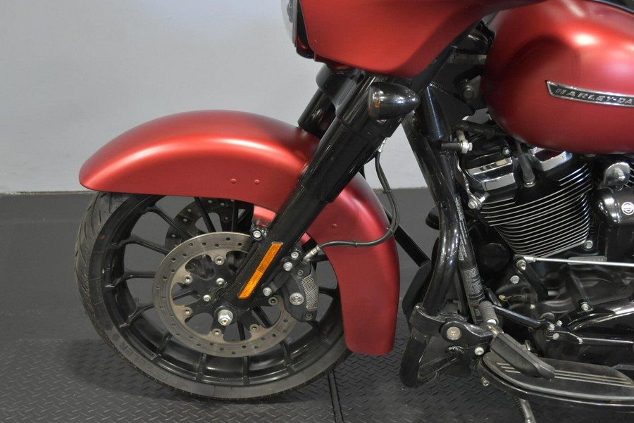 2019 Harley-Davidson Street Glide Special Wicked Red Denim