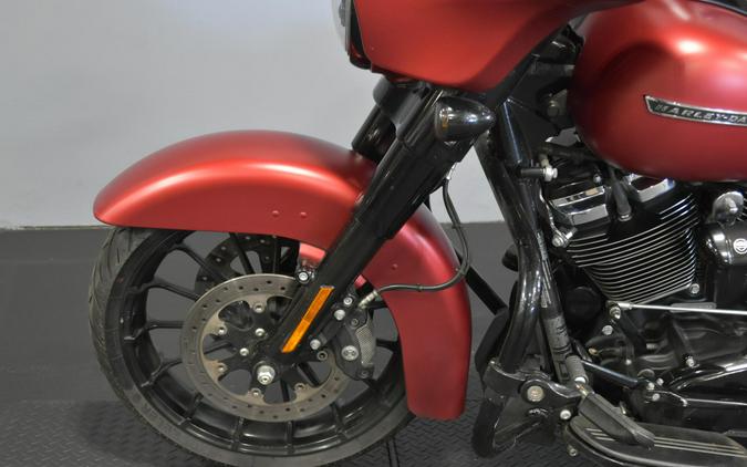 2019 Harley-Davidson Street Glide Special Wicked Red Denim