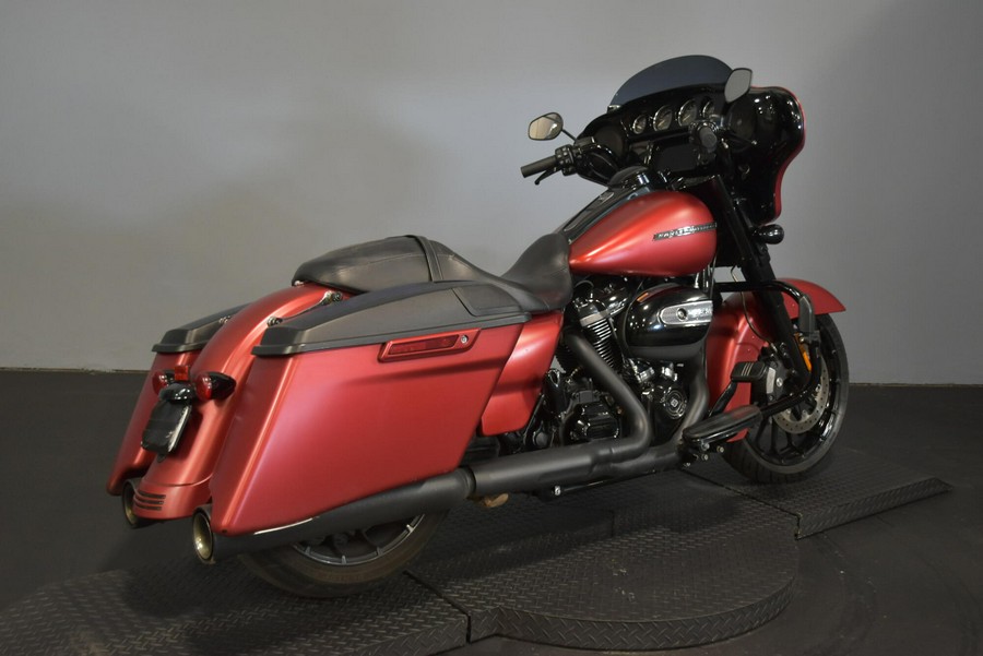 2019 Harley-Davidson Street Glide Special Wicked Red Denim
