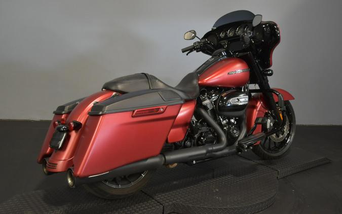 2019 Harley-Davidson Street Glide Special Wicked Red Denim