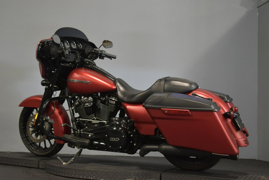 2019 Harley-Davidson Street Glide Special Wicked Red Denim