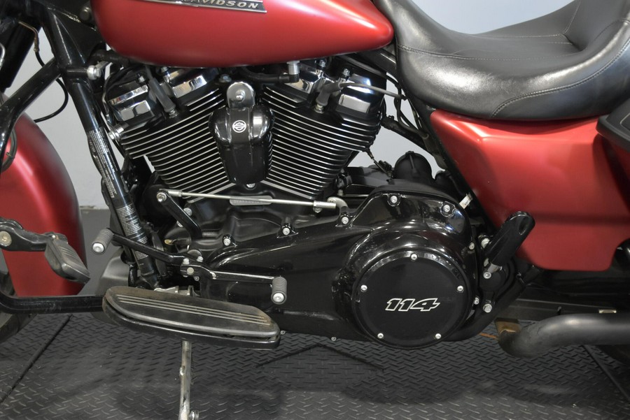 2019 Harley-Davidson Street Glide Special Wicked Red Denim
