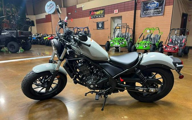 2026 Honda® Rebel 300 E-Clutch