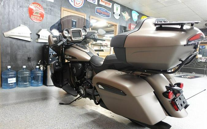 2021 Indian Roadmaster Dark Horse Bronze Smoke