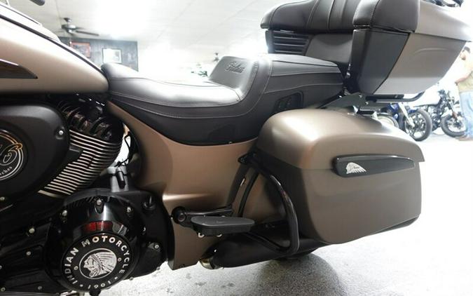 2021 Indian Roadmaster Dark Horse Bronze Smoke