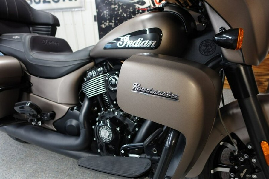 2021 Indian Roadmaster Dark Horse Bronze Smoke