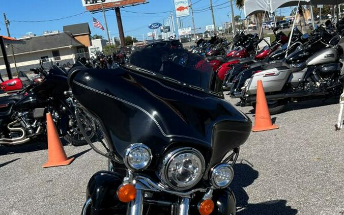 2007 Harley-Davidson® Electra Glide® Ultra Classic® Vivid Black