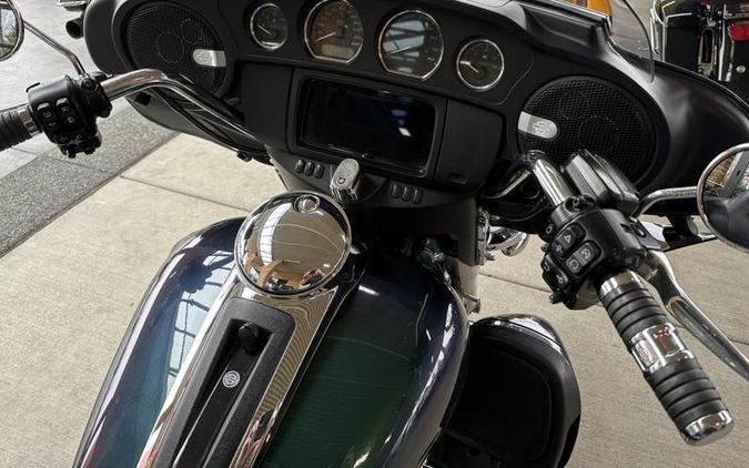 2021 Harley-Davidson® FLHTCUTG - Tri Glide® Ultra