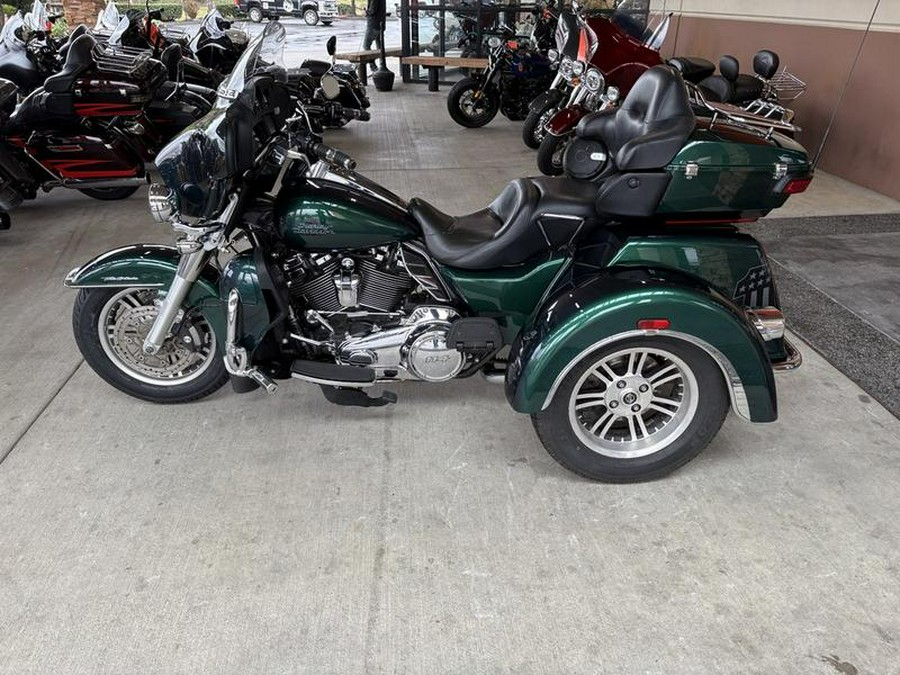 2021 Harley-Davidson® FLHTCUTG - Tri Glide® Ultra