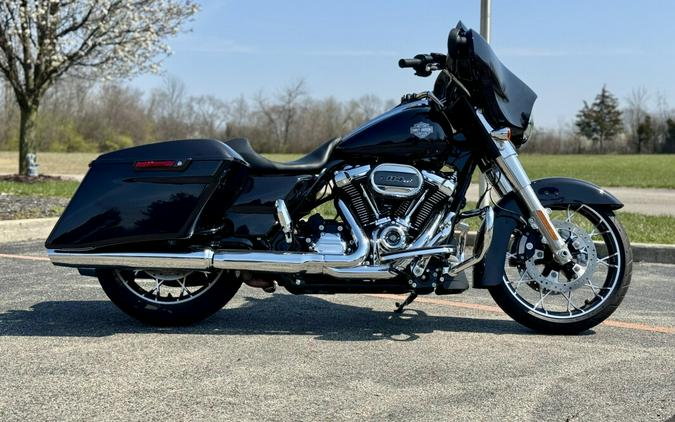 2021 Harley-Davidson Street Glide Special Review: Performance and Style