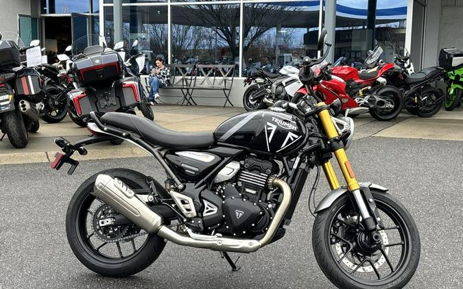 2026 Triumph Speed 400 Phantom Black/Storm Grey