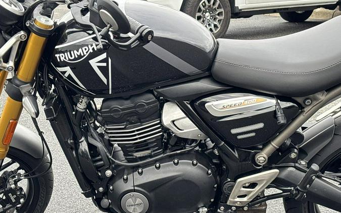 2026 Triumph Speed 400 Phantom Black/Storm Grey