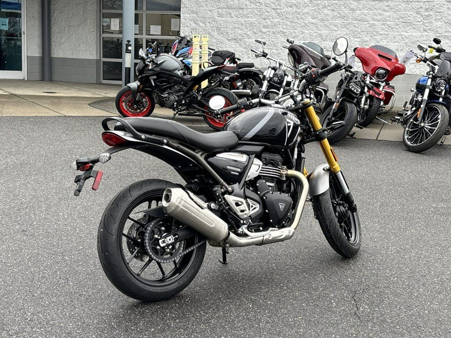 2026 Triumph Speed 400 Phantom Black/Storm Grey