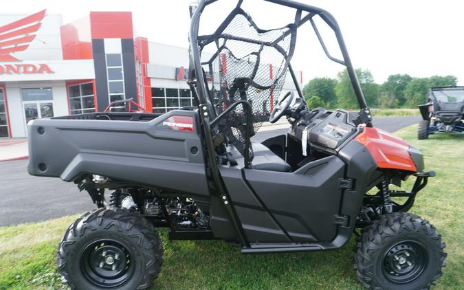 2025 Honda PIONEER 700