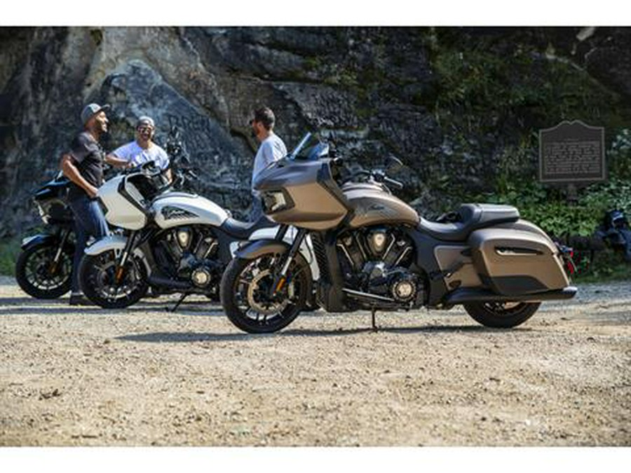 2021 Indian Motorcycle Challenger® Dark Horse®