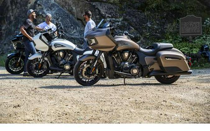 2021 Indian Motorcycle Challenger® Dark Horse®