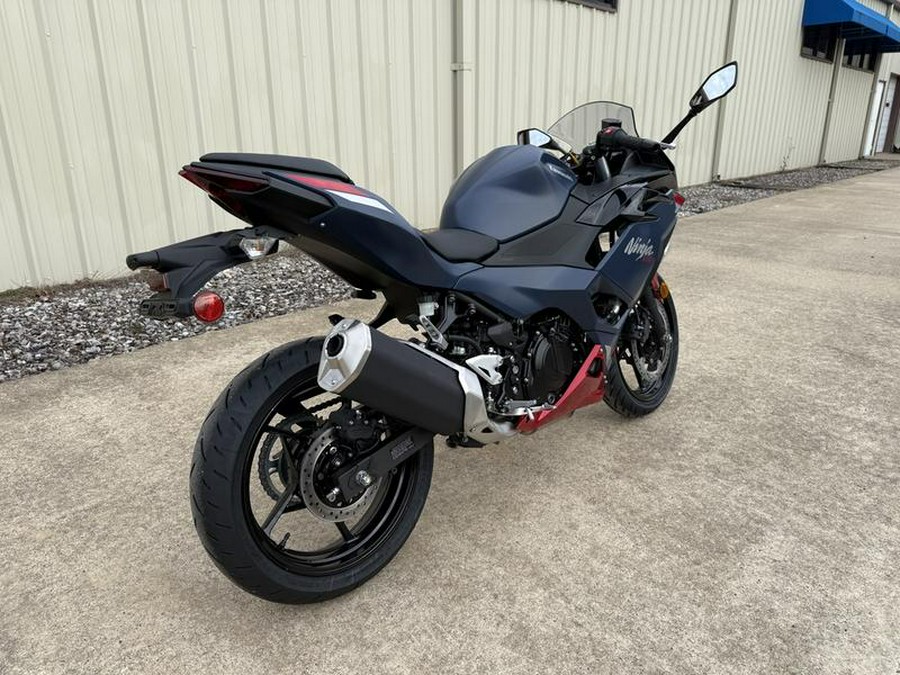 2026 Kawasaki Ninja® 500 ABS Metallic Matte Twilight Blue