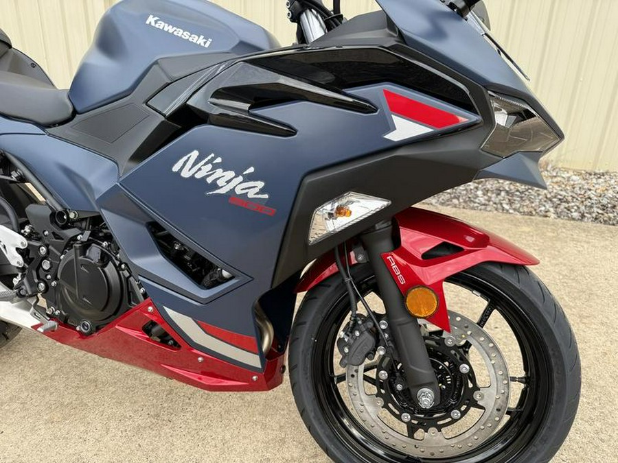 2026 Kawasaki Ninja® 500 ABS Metallic Matte Twilight Blue