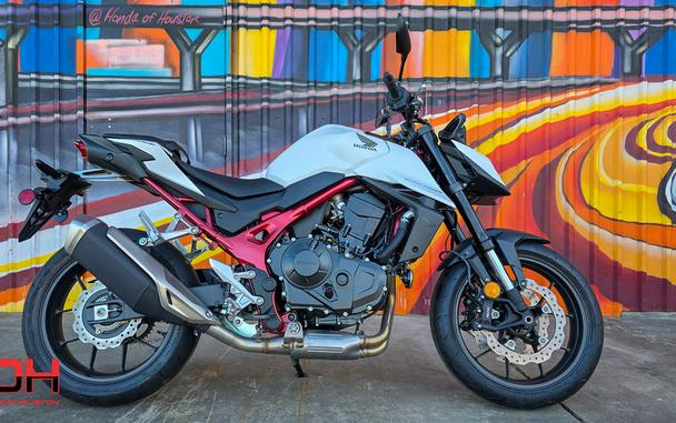 2025 Honda® CB750 Hornet